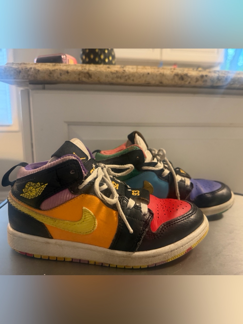 Jordan Kids Multicolor Low-Top Sneakers - size 1
